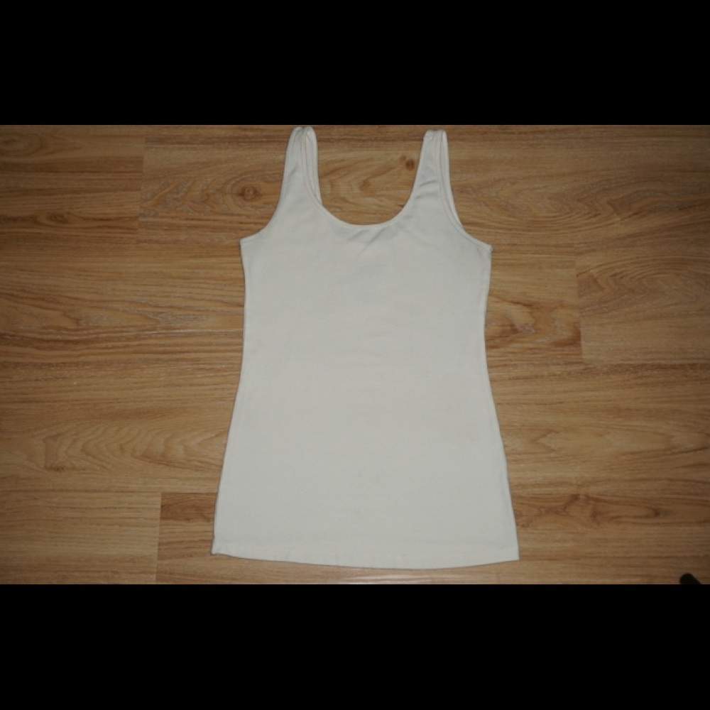Women’s White Tank Top Size XS